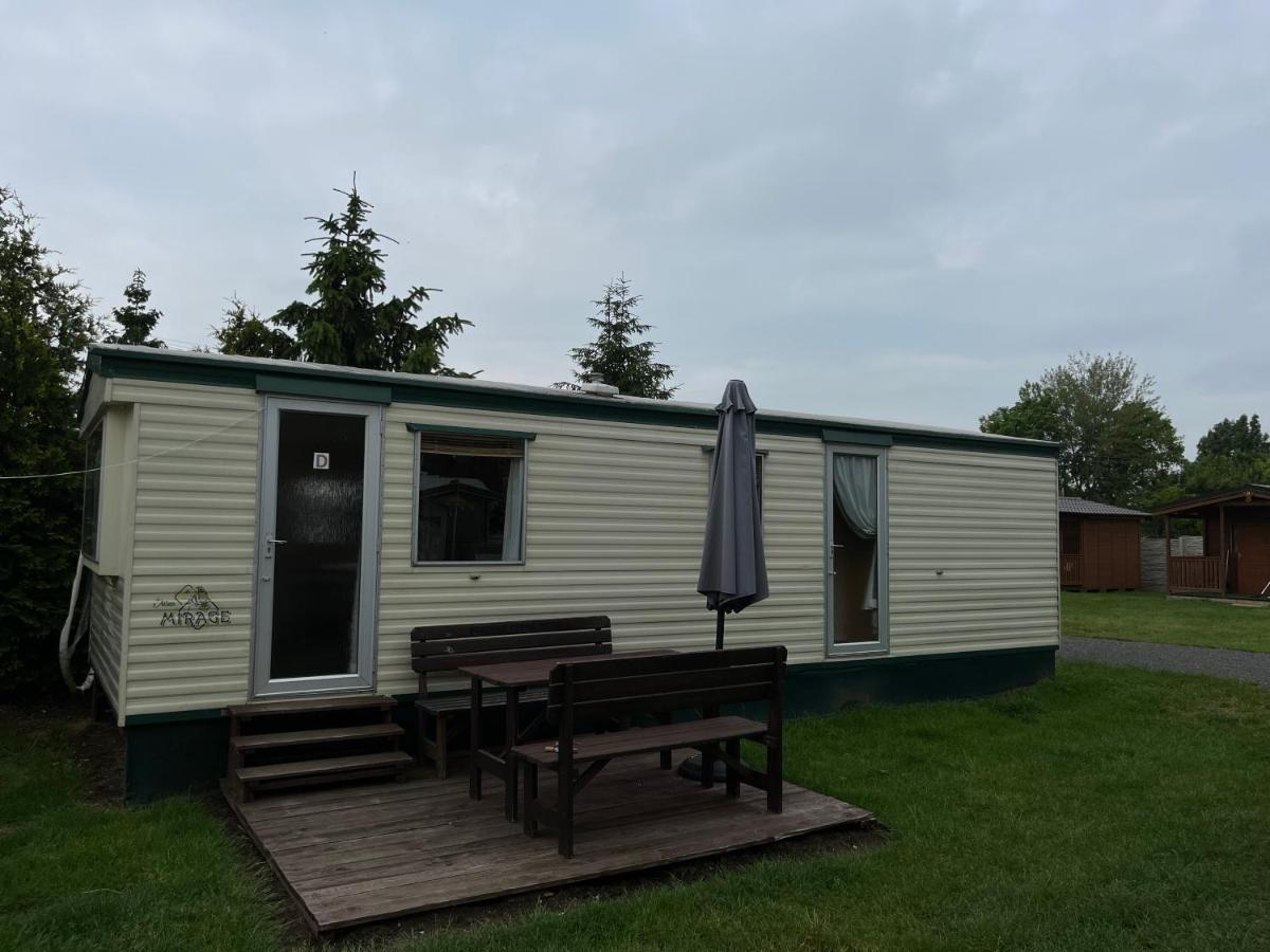 Autocamp Free Star - Mobilheimy Apartman Strachotin Kültér fotó