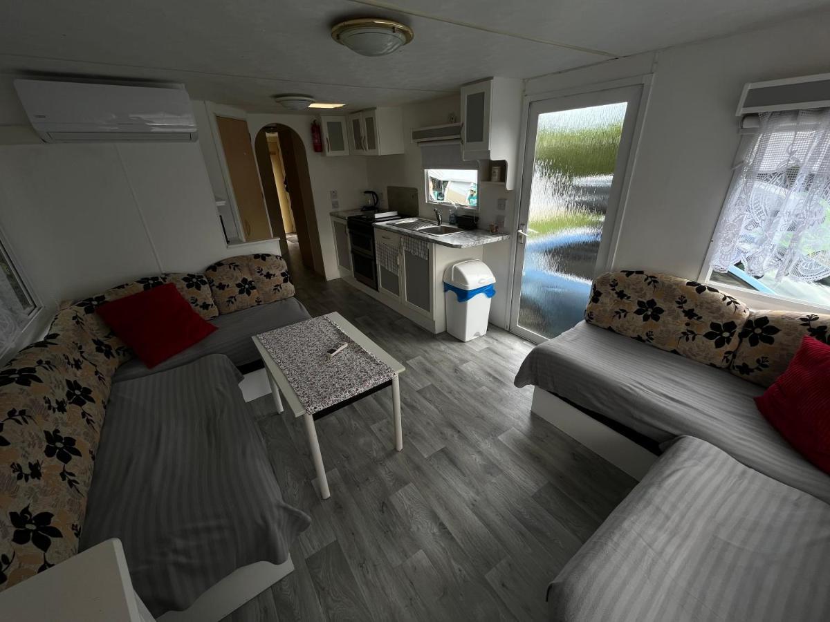 Autocamp Free Star - Mobilheimy Apartman Strachotin Kültér fotó